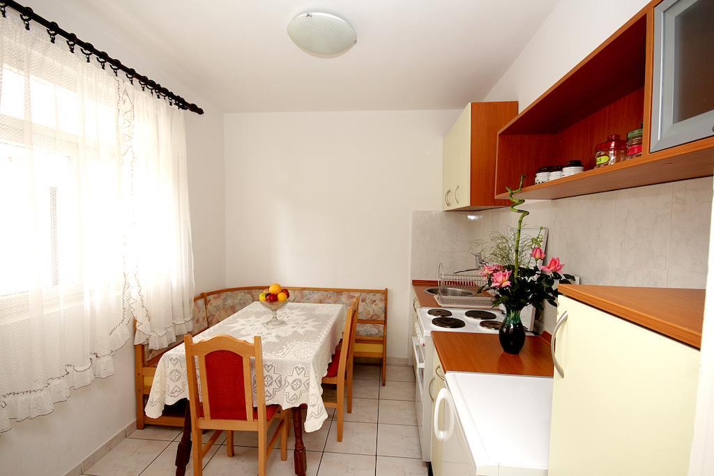 Guesthouse Draskovic Petrovac Exterior foto