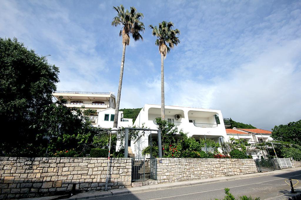 Guesthouse Draskovic Petrovac Exterior foto