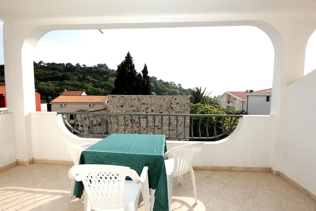 Guesthouse Draskovic Petrovac Habitación foto