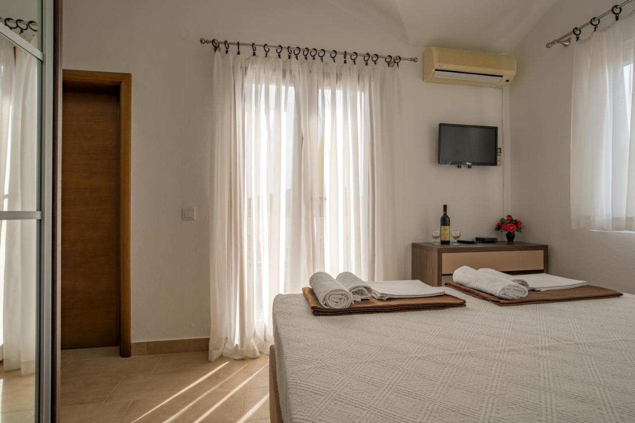 Guesthouse Draskovic Petrovac Exterior foto